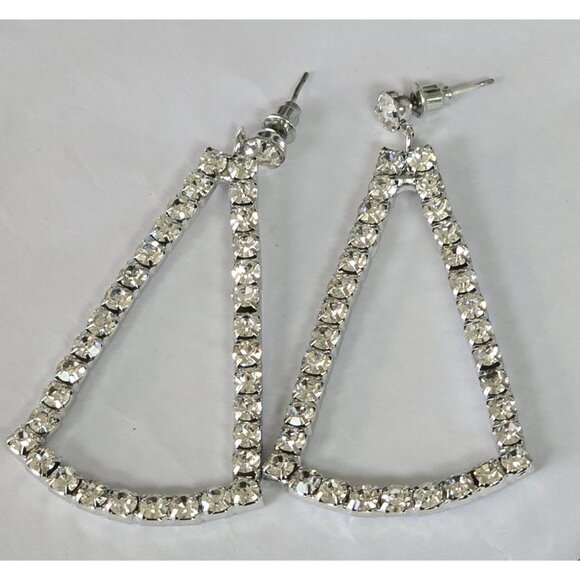 Triangle Drop Earrings – Elegant Rhinestone Sparkle - Picture 10 of 12